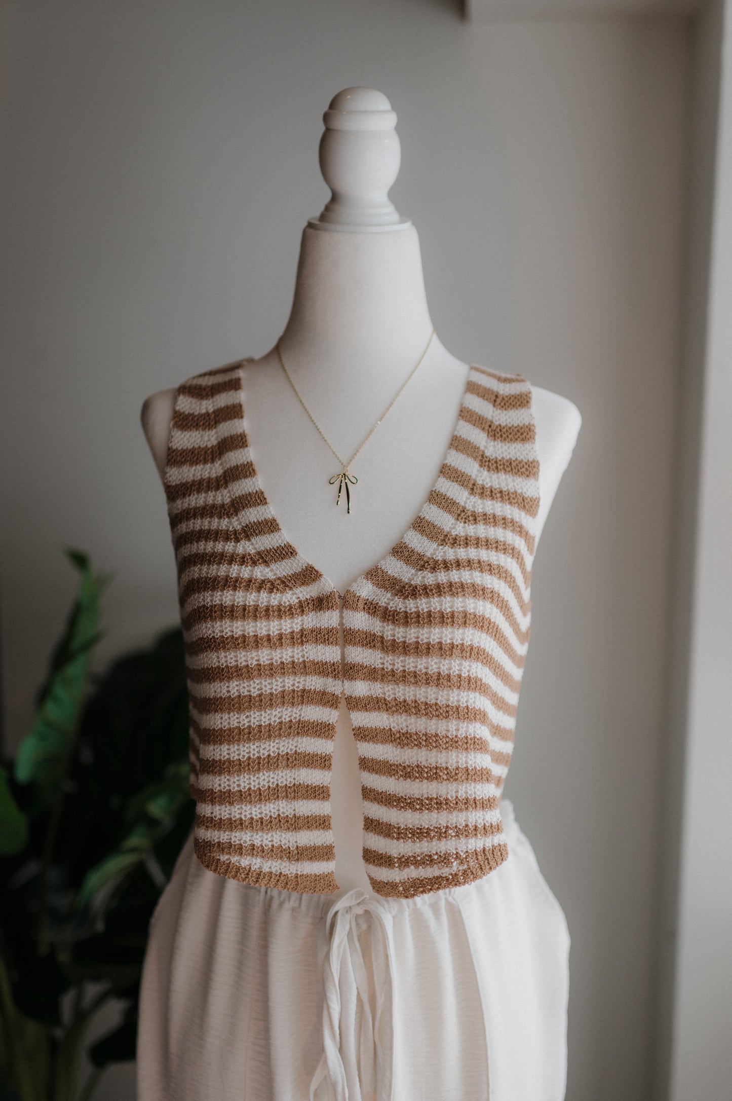 knit vest